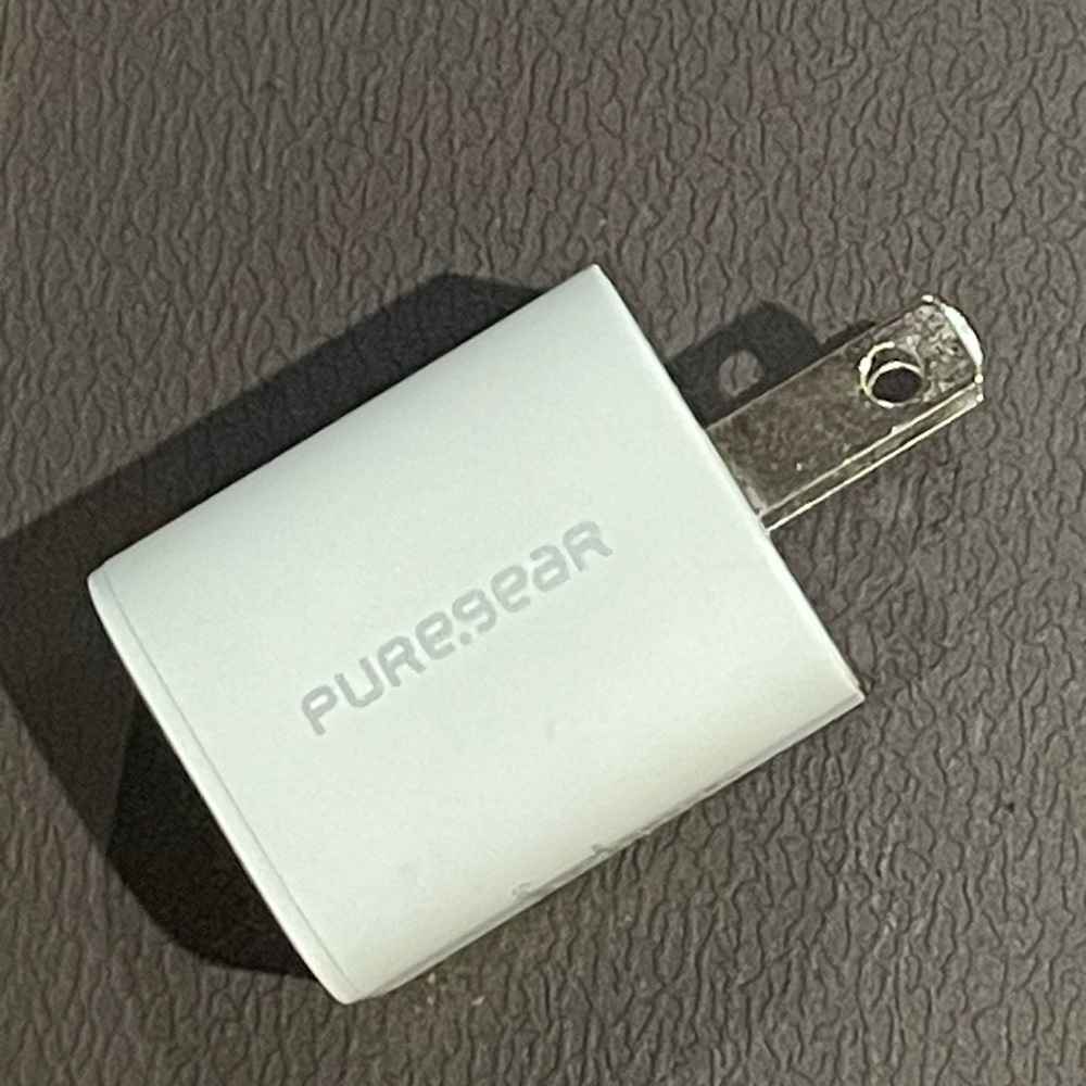 PureGear Model: 10887PG White PD Wall LightningSpeedCharger - USB-C Wall Charger